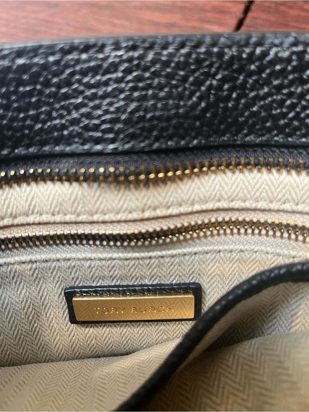 Tory Burch - Black Leather Crossbody - Picture 6 of 7
